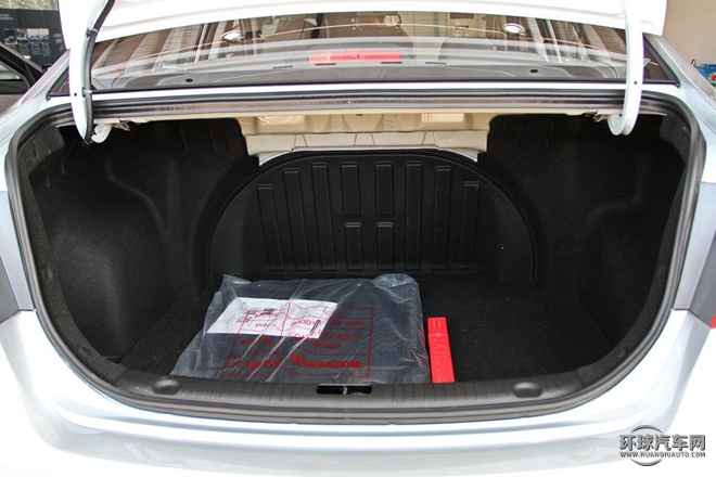 2015款 1.6L 手動(dòng)舒適型