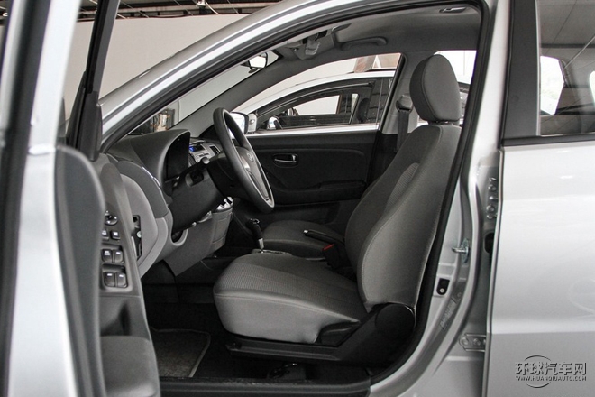 2015款 1.6L 手動舒適型