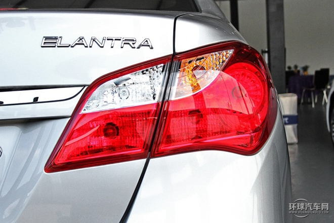 2015款 1.6L 手動舒適型