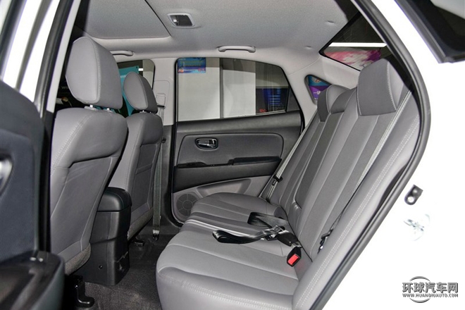 2015款 1.6L 自動(dòng)豪華型