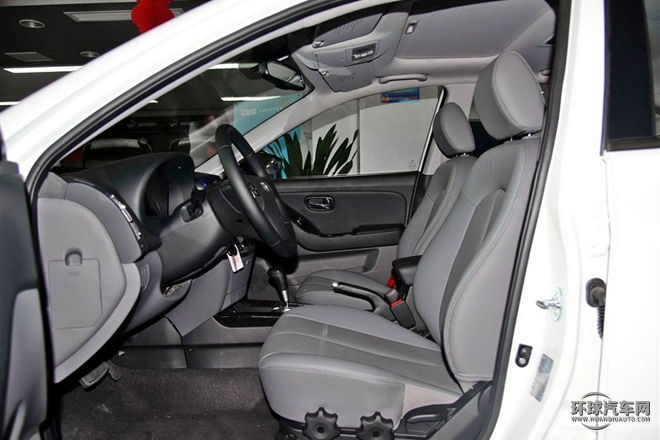 2015款 1.6L 自動(dòng)豪華型