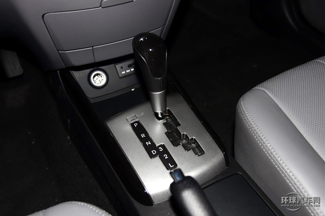 2015款 1.6L 自動(dòng)豪華型