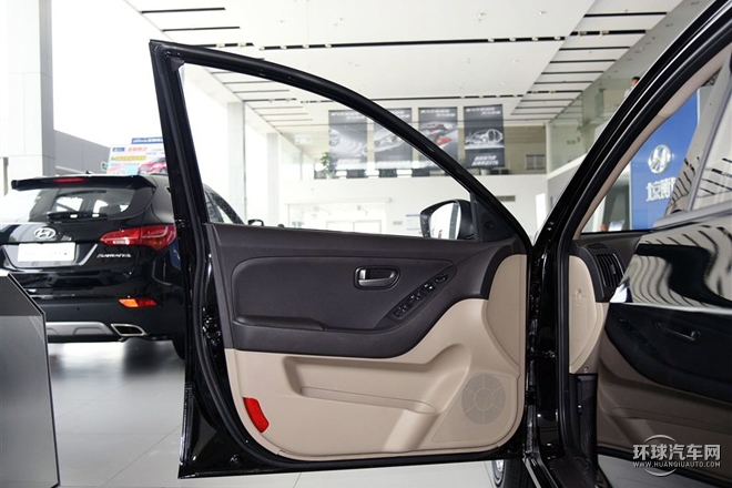 2015款 1.6L 自動舒適型