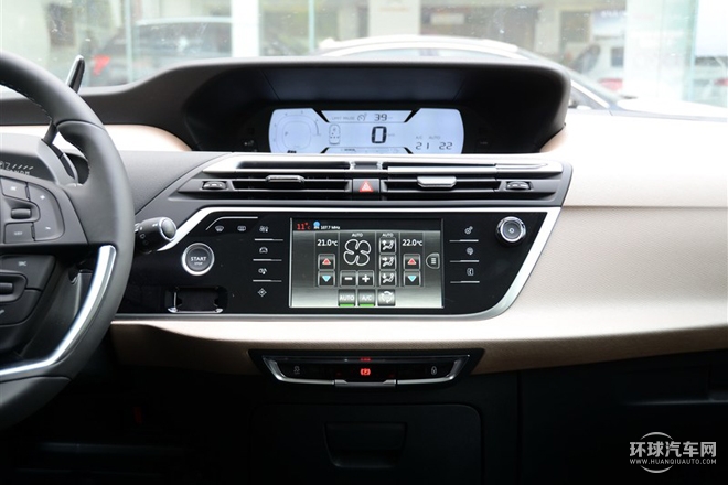 2015款 1.6T 豪華型 5座