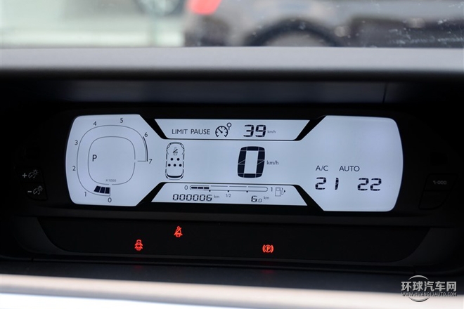 2015款 1.6T 豪華型 5座