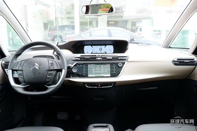 2015款 1.6T 豪華型 5座