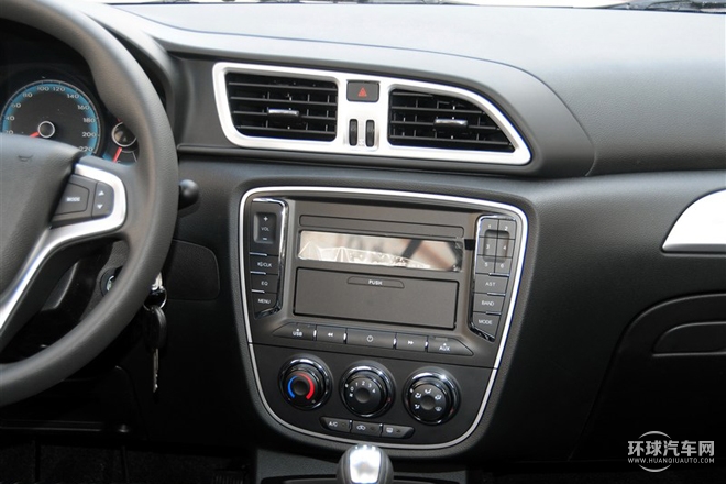 2015款 1.5L 手動(dòng)標(biāo)準(zhǔn)型