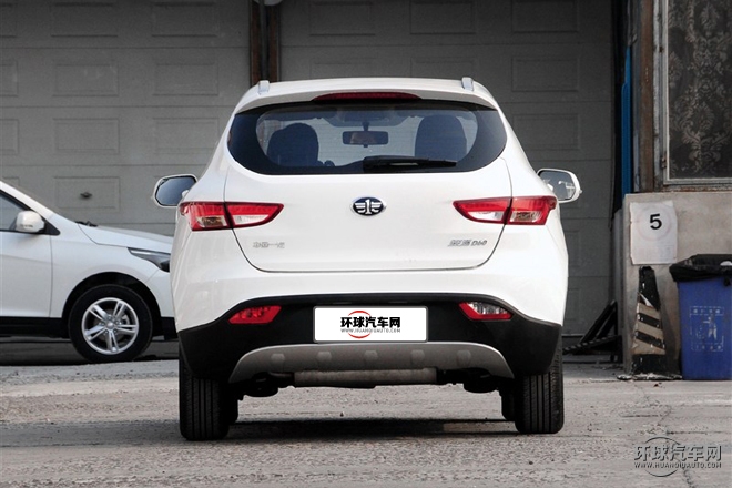 2015款 1.5L 手動標(biāo)準(zhǔn)型