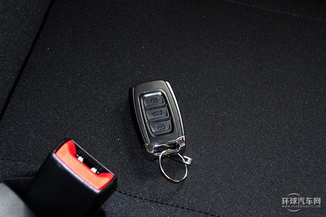 2015款 1.5L 手動豪華導航型