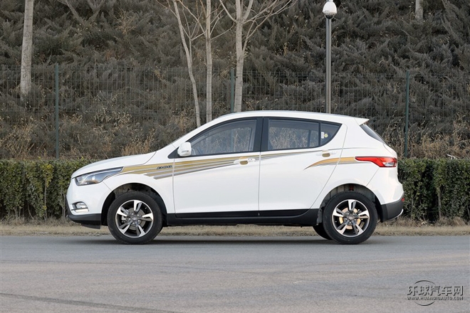 2015款 1.5L 手動豪華導航型