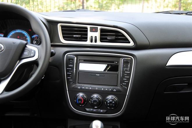 2015款 1.5L 手動舒適型