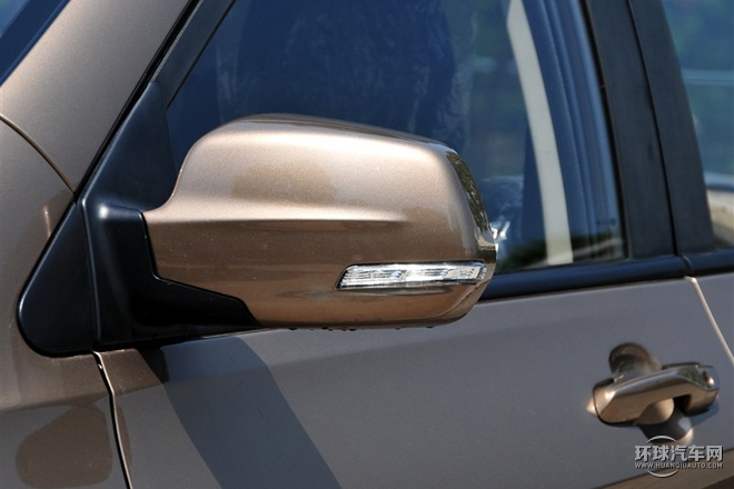 2015款 1.5L 手動舒適型