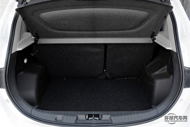 2015款 1.5L 手動尊貴型