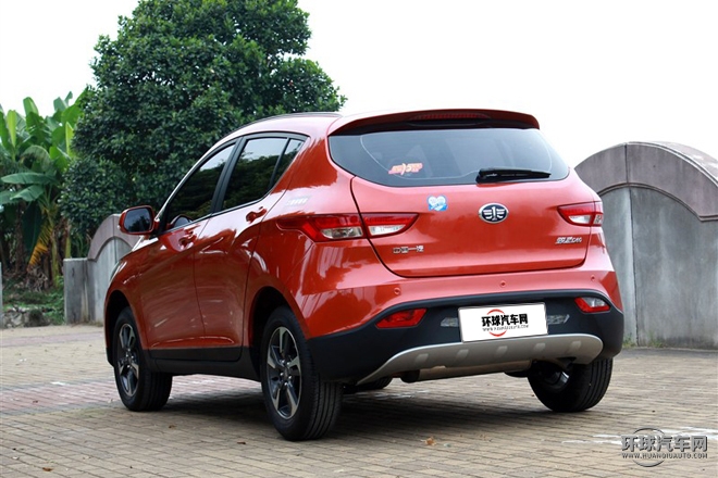 2015款 1.8L 自動豪華型