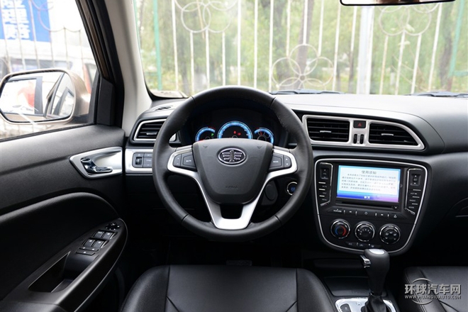 2015款 1.8L 自動(dòng)舒適型