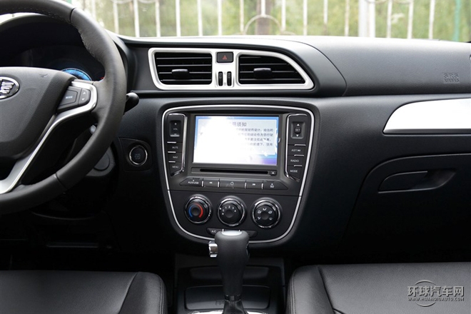 2015款 1.8L 自動尊貴型