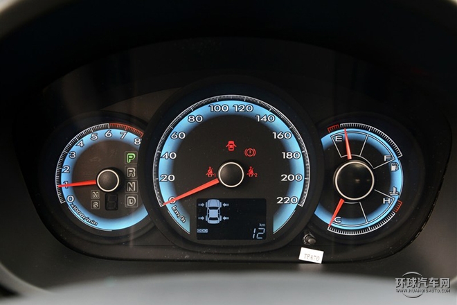 2015款 1.8L 自動尊貴型