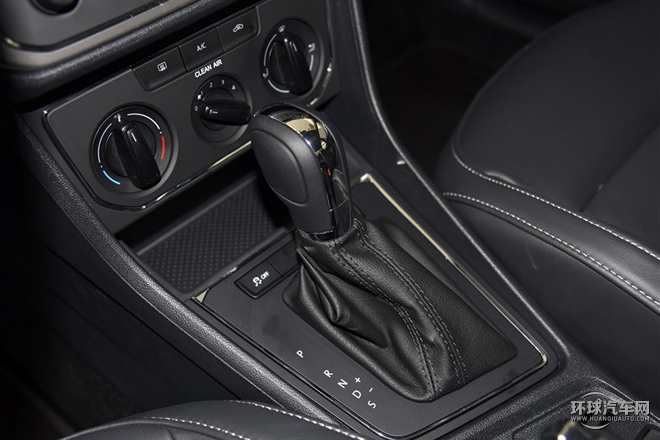 2015款  1.6L 自動舒適型