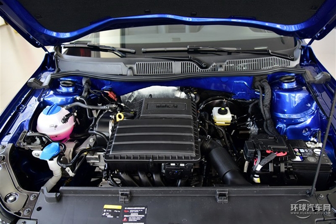 2015款 1.6L 手動舒適型