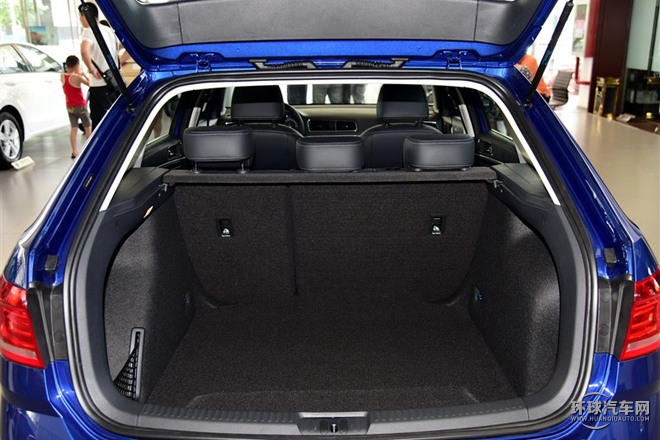 2015款 1.6L 手動舒適型