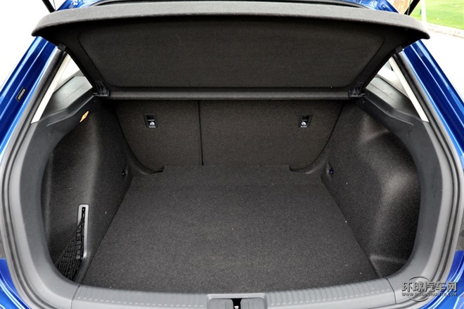 2015款 230TSI DSG豪華版