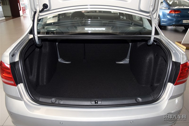 2015款 1.6L 自動舒適版