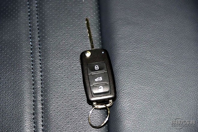 2015款 1.6L 手動(dòng)風(fēng)尚版