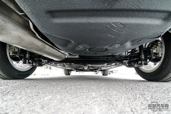 2015款 230TSI DSG 豪華版