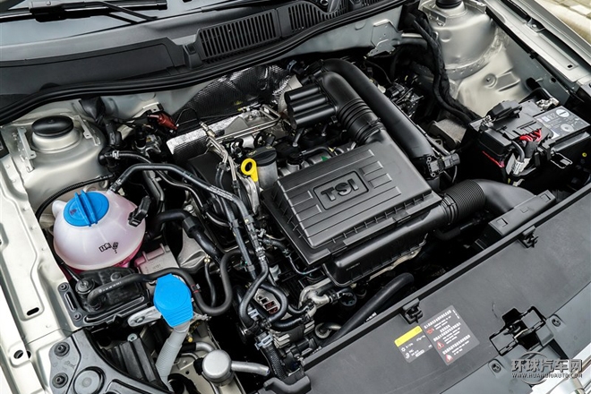 2015款 230TSI DSG 豪華版