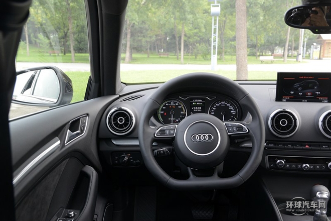 2015款 Sportback e-tron 舒適型