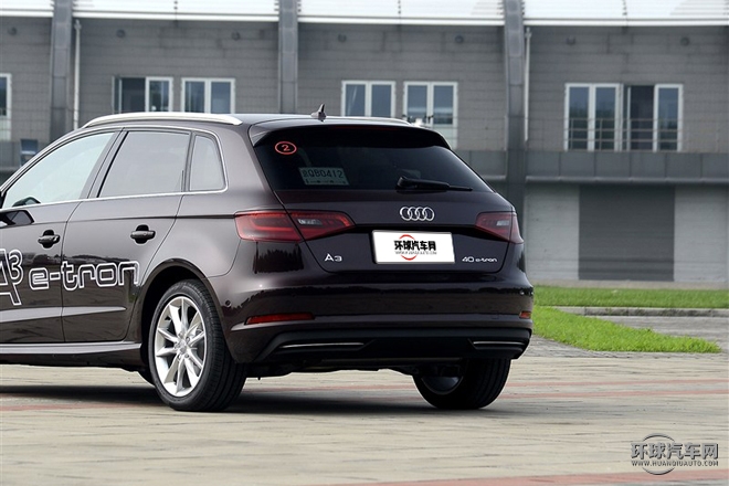 2015款 Sportback e-tron 舒適型