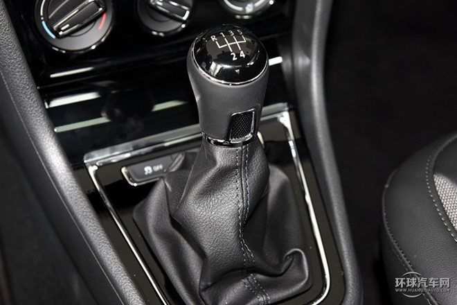 2015款 質惠版 1.6L 手動時尚型