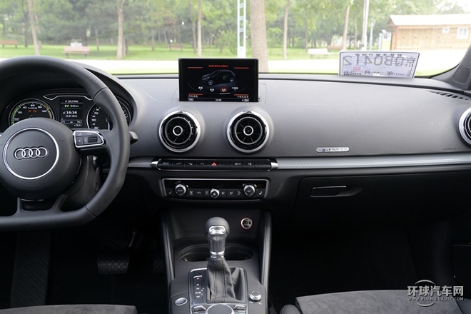 2015款 Sportback e-tron 運動型