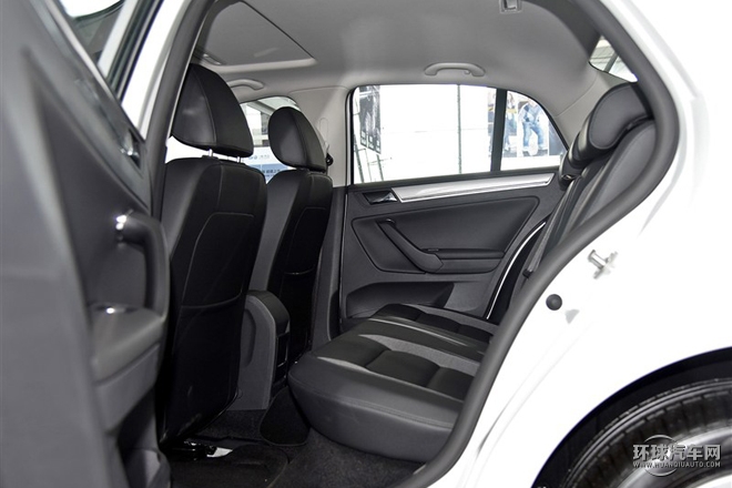 2015款 質惠版 1.6L 自動時尚型