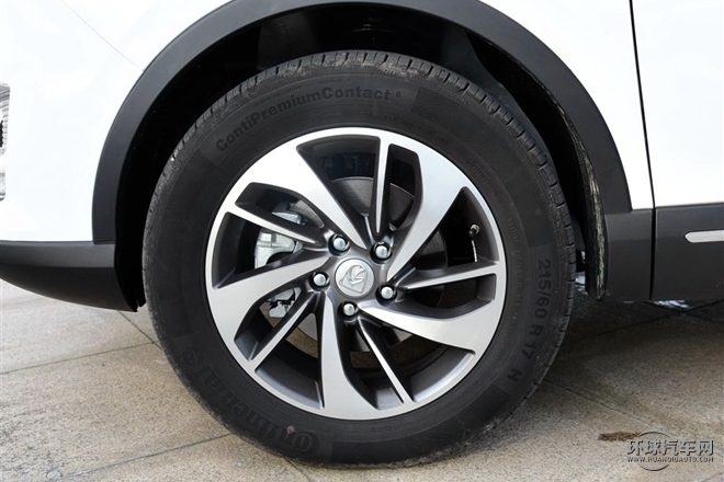 2015款 1.8L 手動豪華型