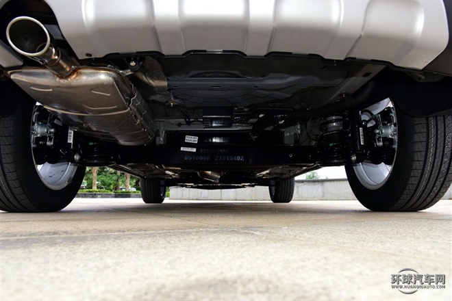 2015款 1.8L 手動舒適型