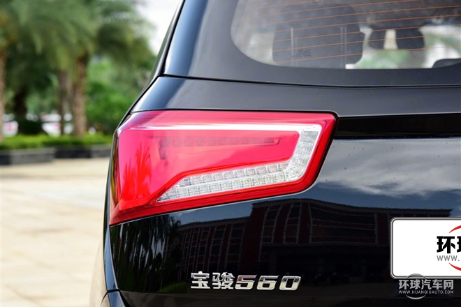 2015款 1.8L 手動舒適型