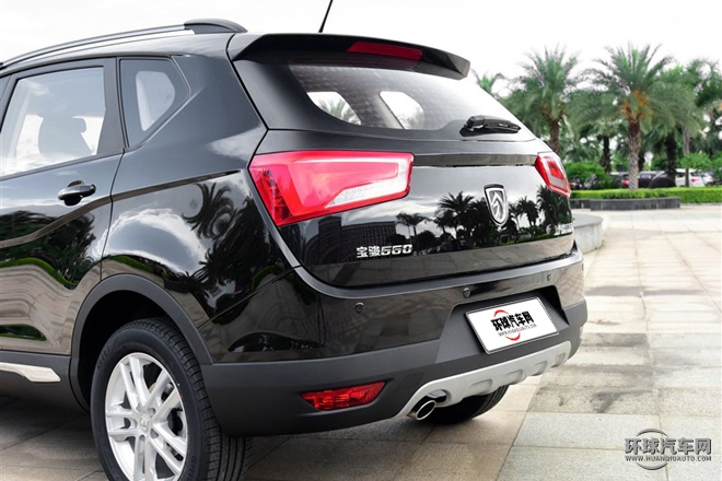 2015款 1.8L 手動舒適型