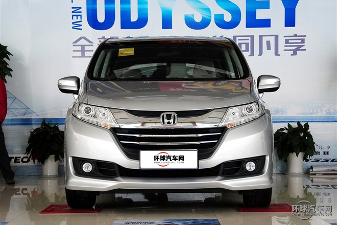 2015款 改款 2.4L 豪華版