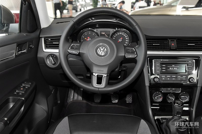 2015款 質惠版 1.6L 手動時尚型