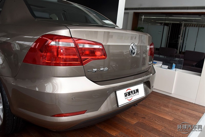 2015款 質(zhì)惠版 1.6L 手動(dòng)時(shí)尚型