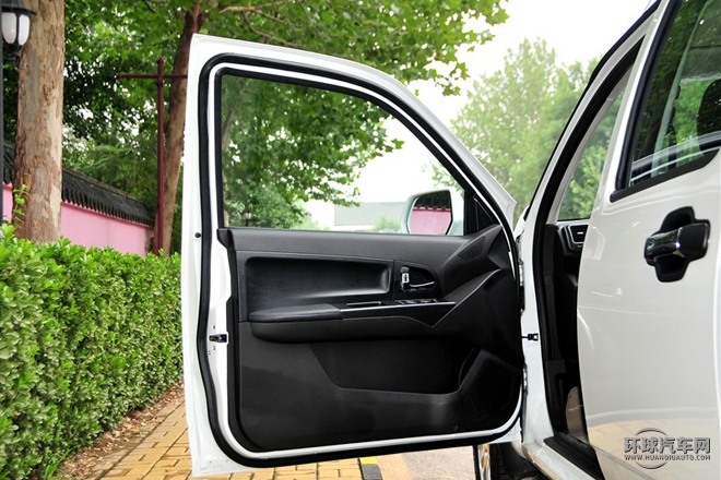 2015款 2.8T兩驅(qū)舒適版標(biāo)準(zhǔn)軸距JE493ZLQ4E