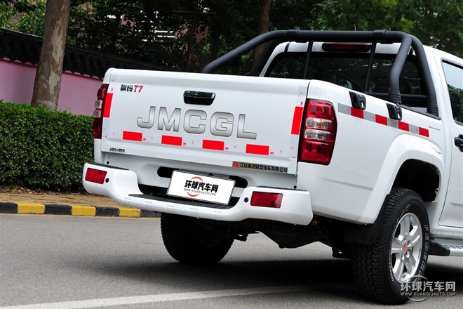 2015款 2.8T兩驅舒適版標準軸距JE493ZLQ4E