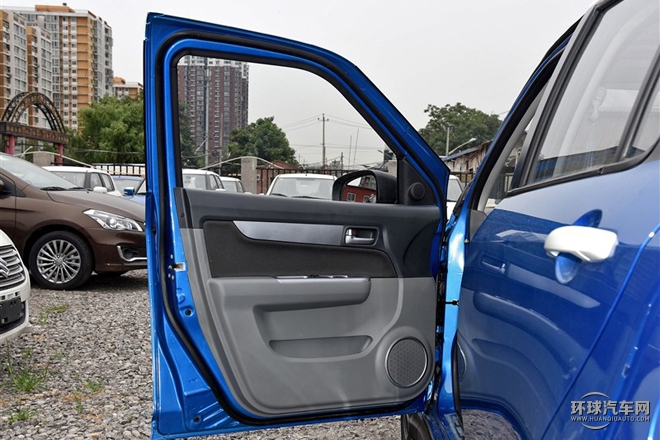 2015款 1.5L 自動限定版