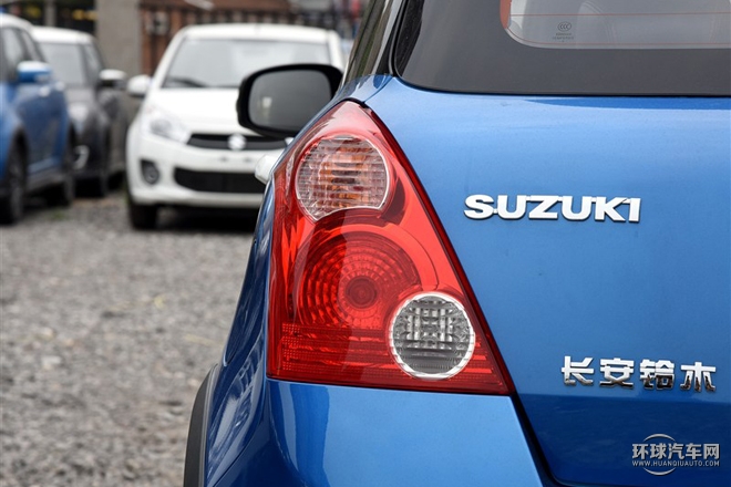 2015款 1.5L 自動限定版