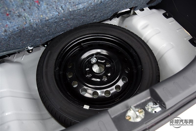 2015款 1.0L 手動限定型