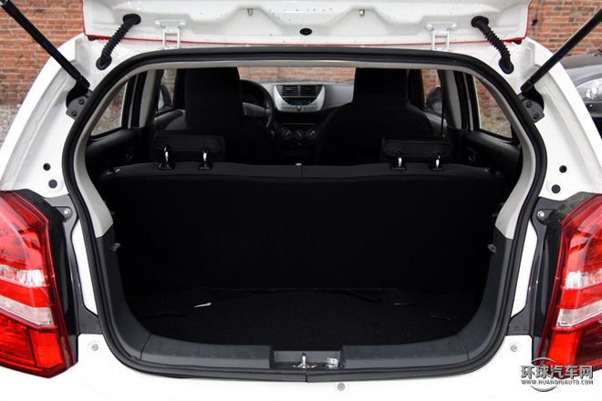 2015款 1.0L 手動限定型