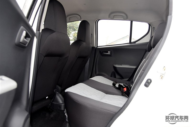 2015款 1.0L 自動限定型