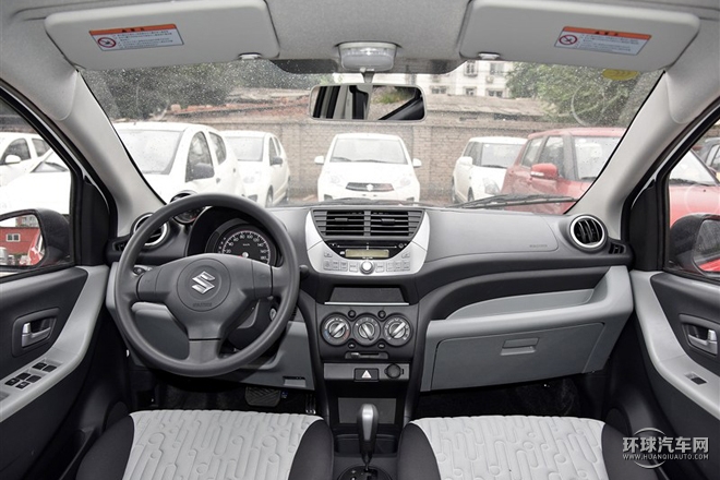 2015款 1.0L 自動限定型