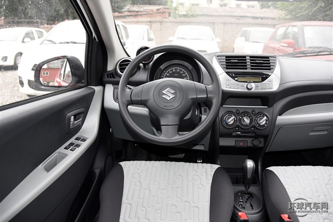 2015款 1.0L 自動限定型